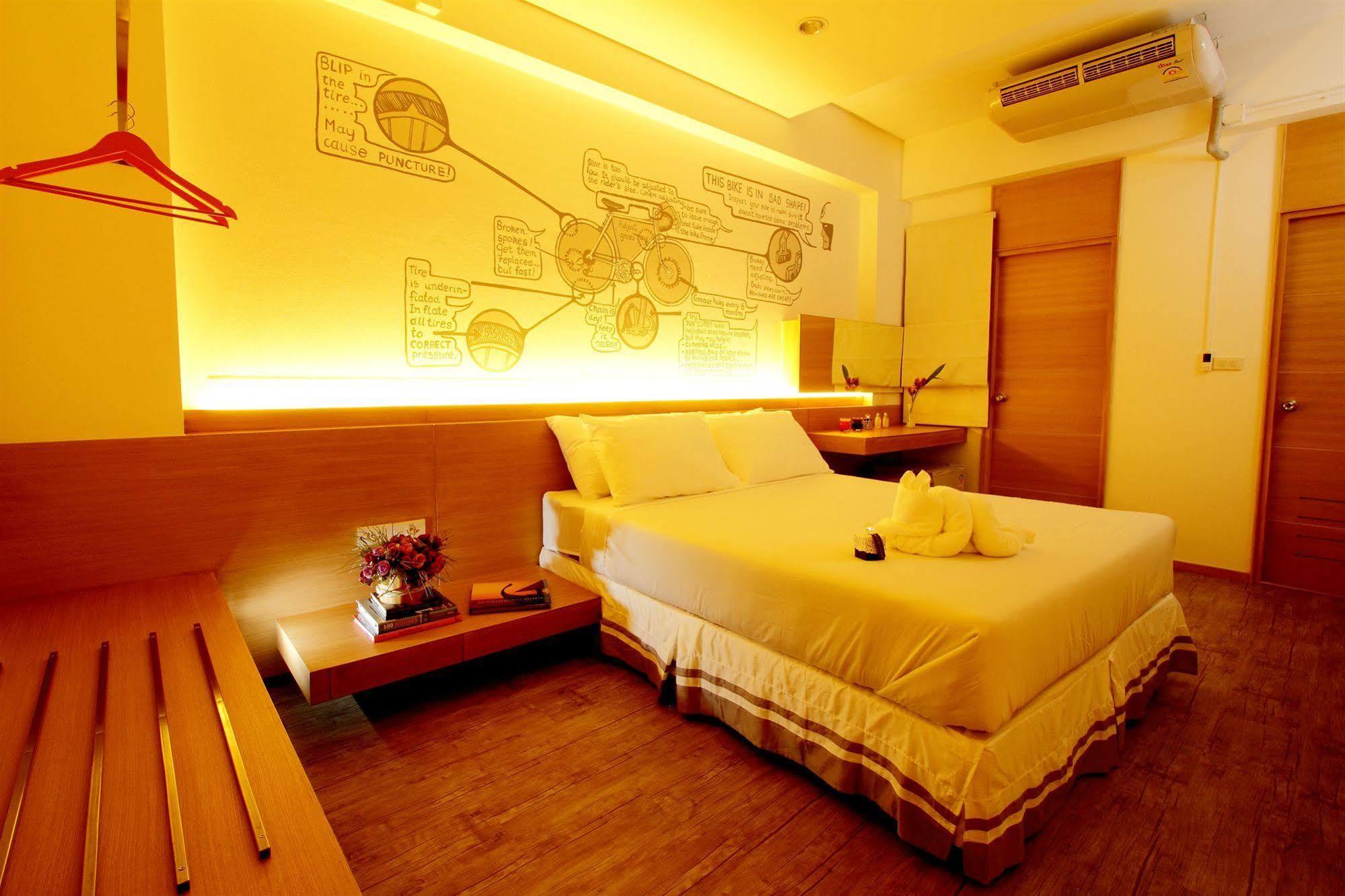 U431 Chaengwattana Hotel Nonthaburi Exterior foto
